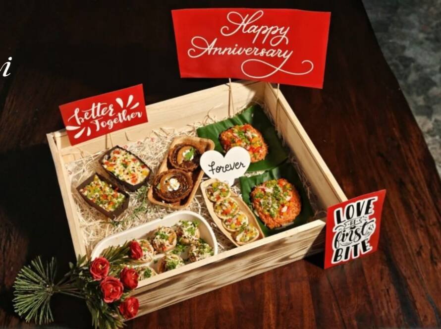 anniversary food hampers