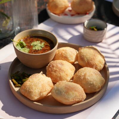 CLUB KACHORI SABZI